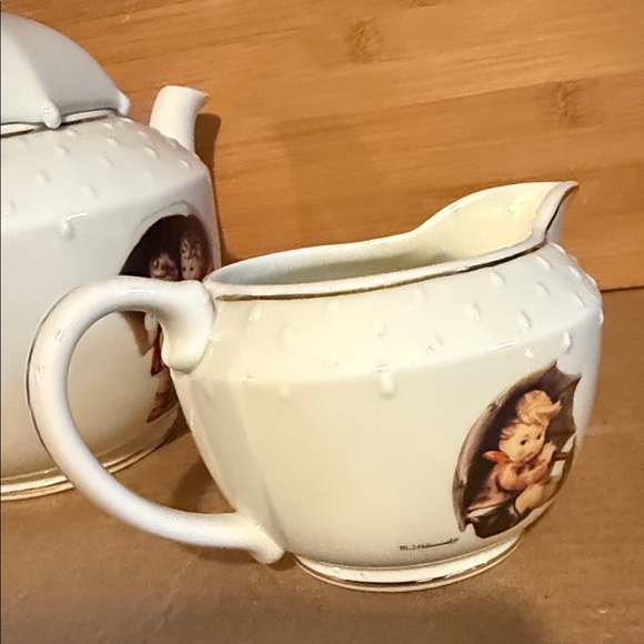 Hummel Tea Set - Picture 11 of 11